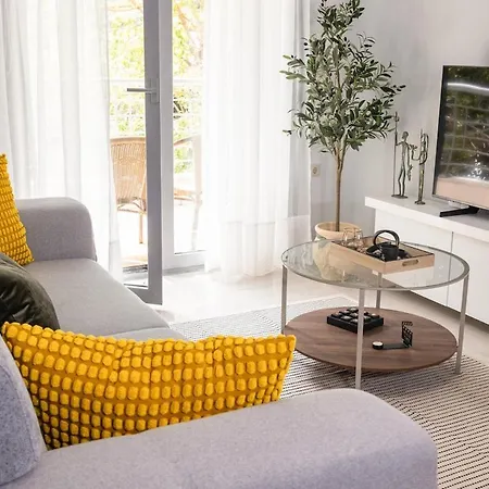 Tt Luxury Homes I Aura - 2br Lux Kalamaria Apartment